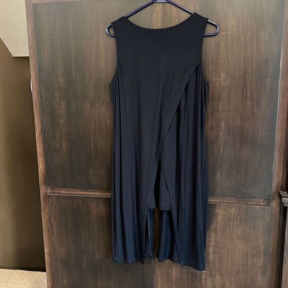 CAbi Womans Black Split Front Back Layered Beyond Tee Medium #3243 - Picture 3 of 6